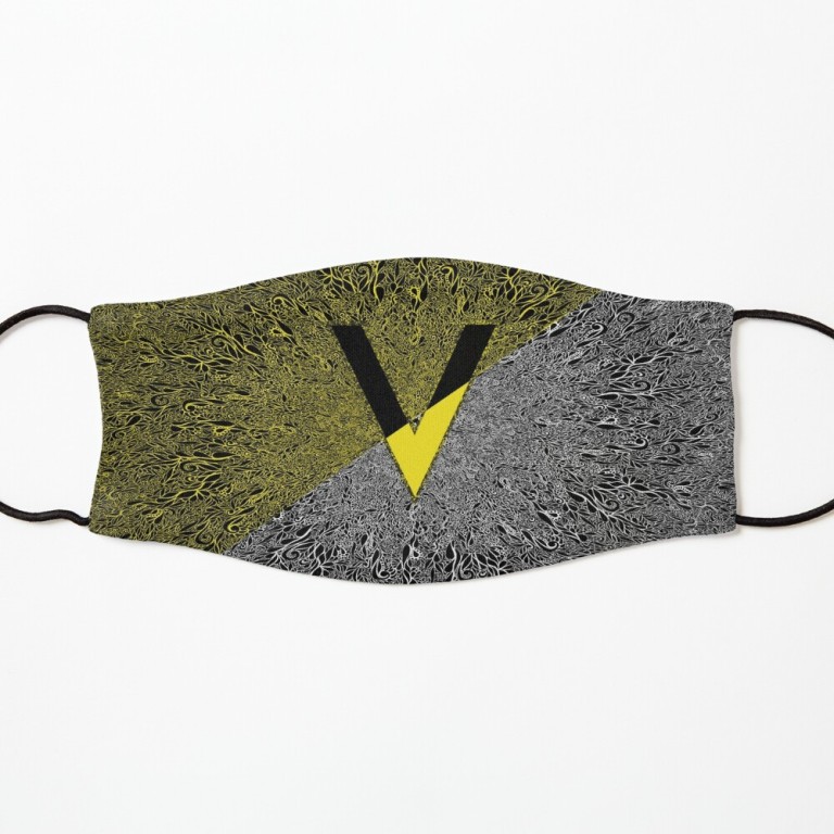 ur,kids_mask_7x3_flatlay_front,product,1000x1000