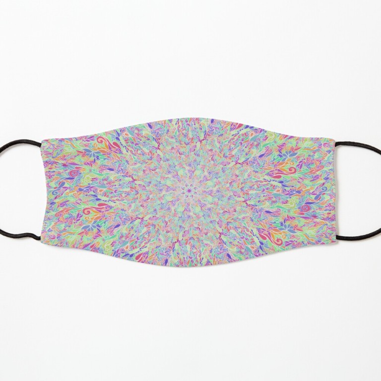 ur,kids_mask_7x3_flatlay_front,product,1000x1000
